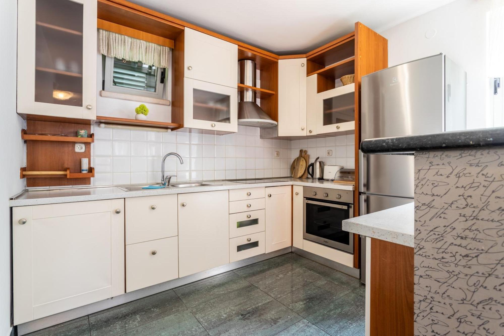 Villa Violeta With The Sea View, 3 Min Walk To The Beach สปลิท ภายนอก รูปภาพ